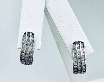 Beautiful Vintage 14k White Gold Diamonds Earrings