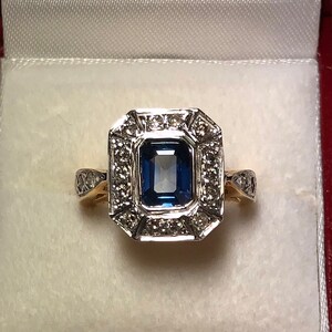 Vintage 14k Yellow Gold Natural Sapphire Diamond Ring