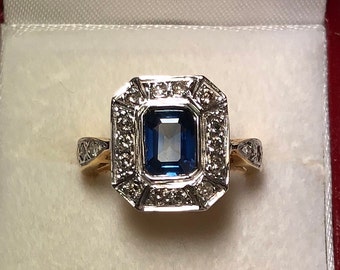 Vintage 14k Yellow Gold Natural Sapphire Diamond Ring