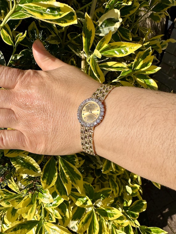 Stunning Solid 14k Yellow Gold and Natural Diamon… - image 10