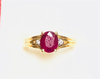 Prachtige vintage 14k geelgouden natuurlijke robijnrode diamanten ring