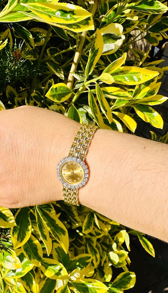 Stunning Solid 14k Yellow Gold and Natural Diamon… - image 8