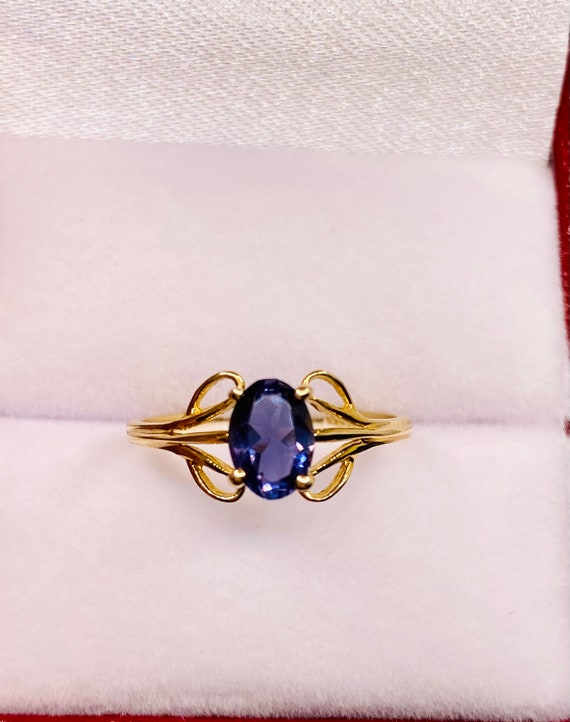 Stunning Vintage 14k Yellow Gold Natural Iolite Ri