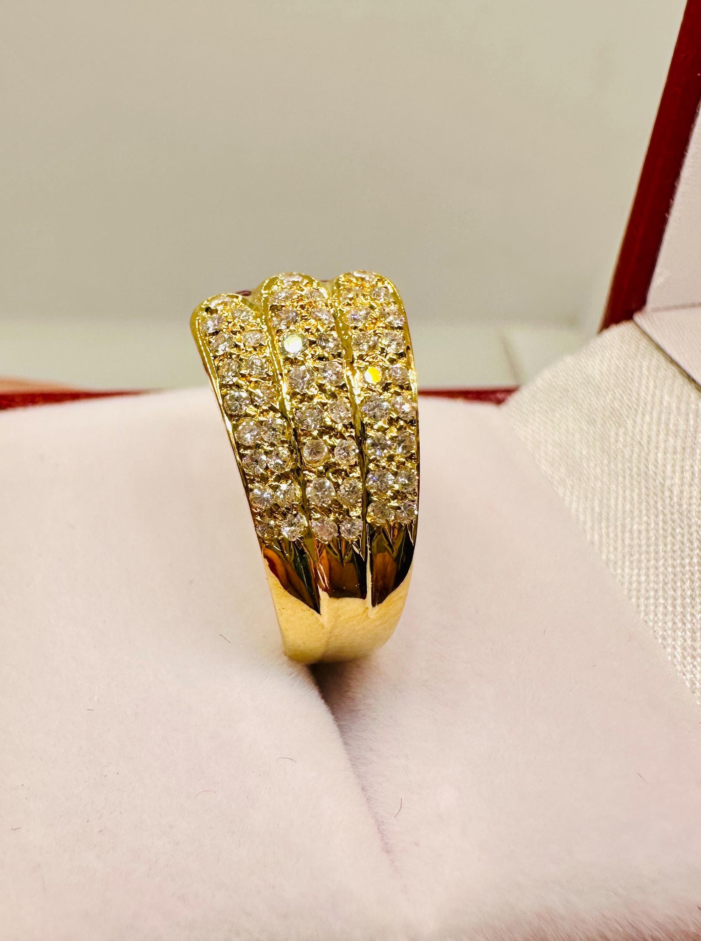 見事なヴィンテージ18金イエローゴールド天然ルビーとダイヤモンド 