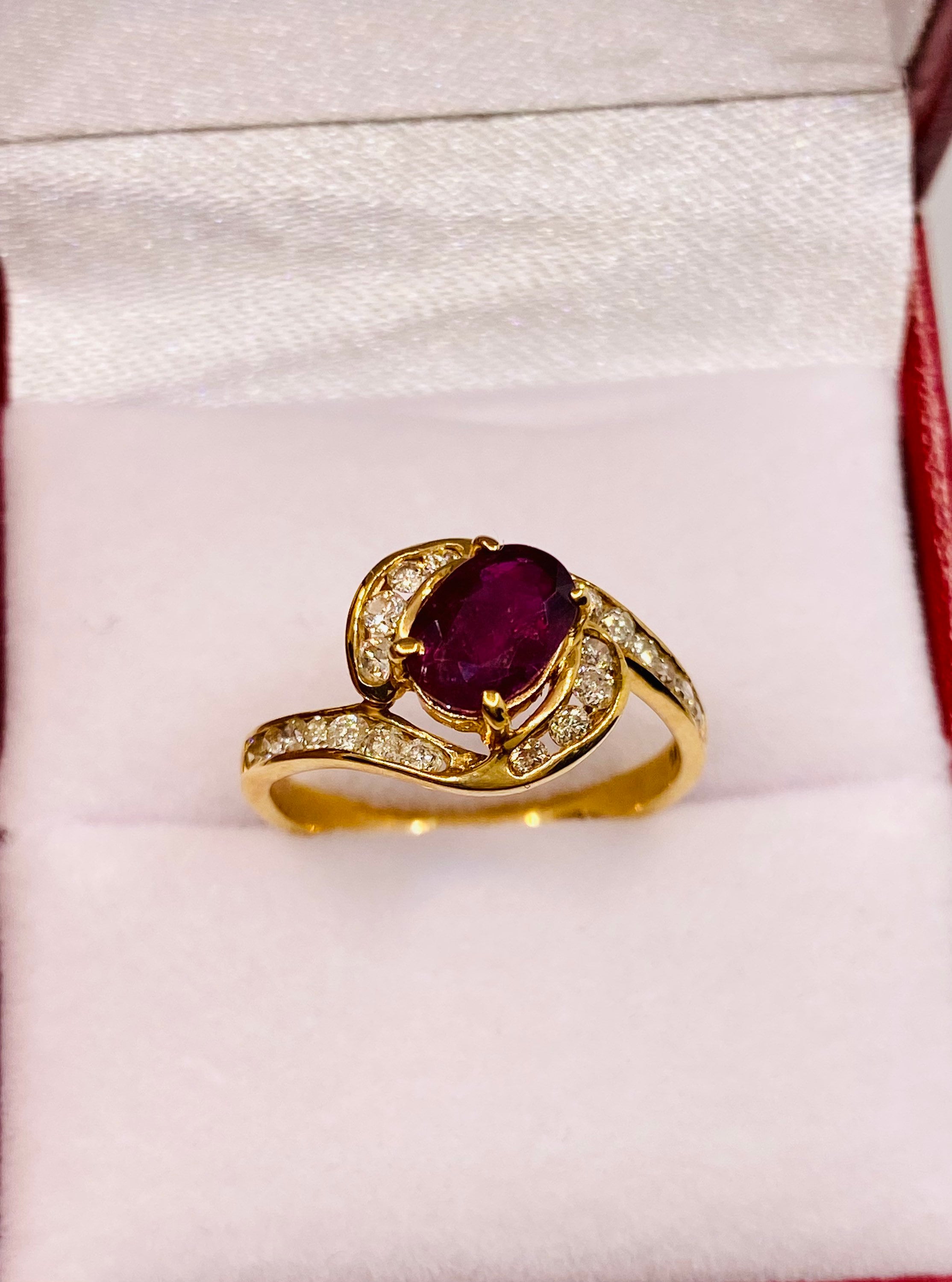 Beautiful Vintage 14k Yellow Gold Natural Ruby Diamond Ring - Etsy