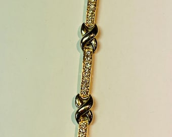 Stunning Vintage 14K White and Yellow Gold Diamond Bracelet