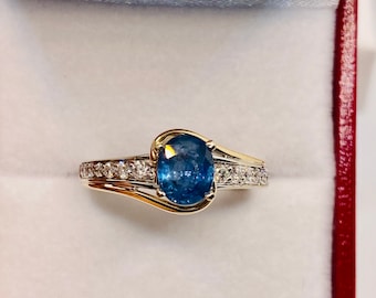 Beautiful  Vintage 14k Two Tone Yellow/White Gold Natural Sapphire Diamond Ring