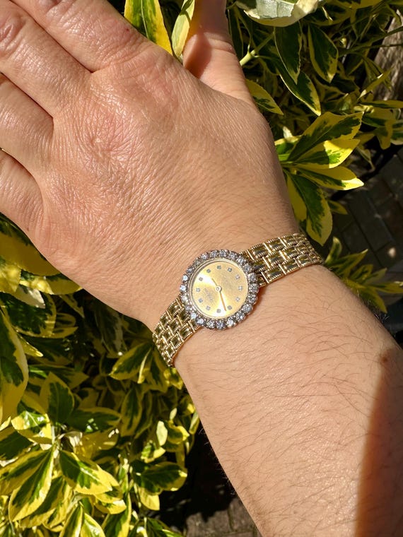 Stunning Solid 14k Yellow Gold and Natural Diamon… - image 7