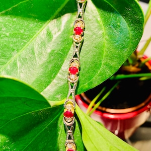 Gorgeous Vintage 14K white/Yellow Gold genuine Diamond Natural Rubys Bracelet