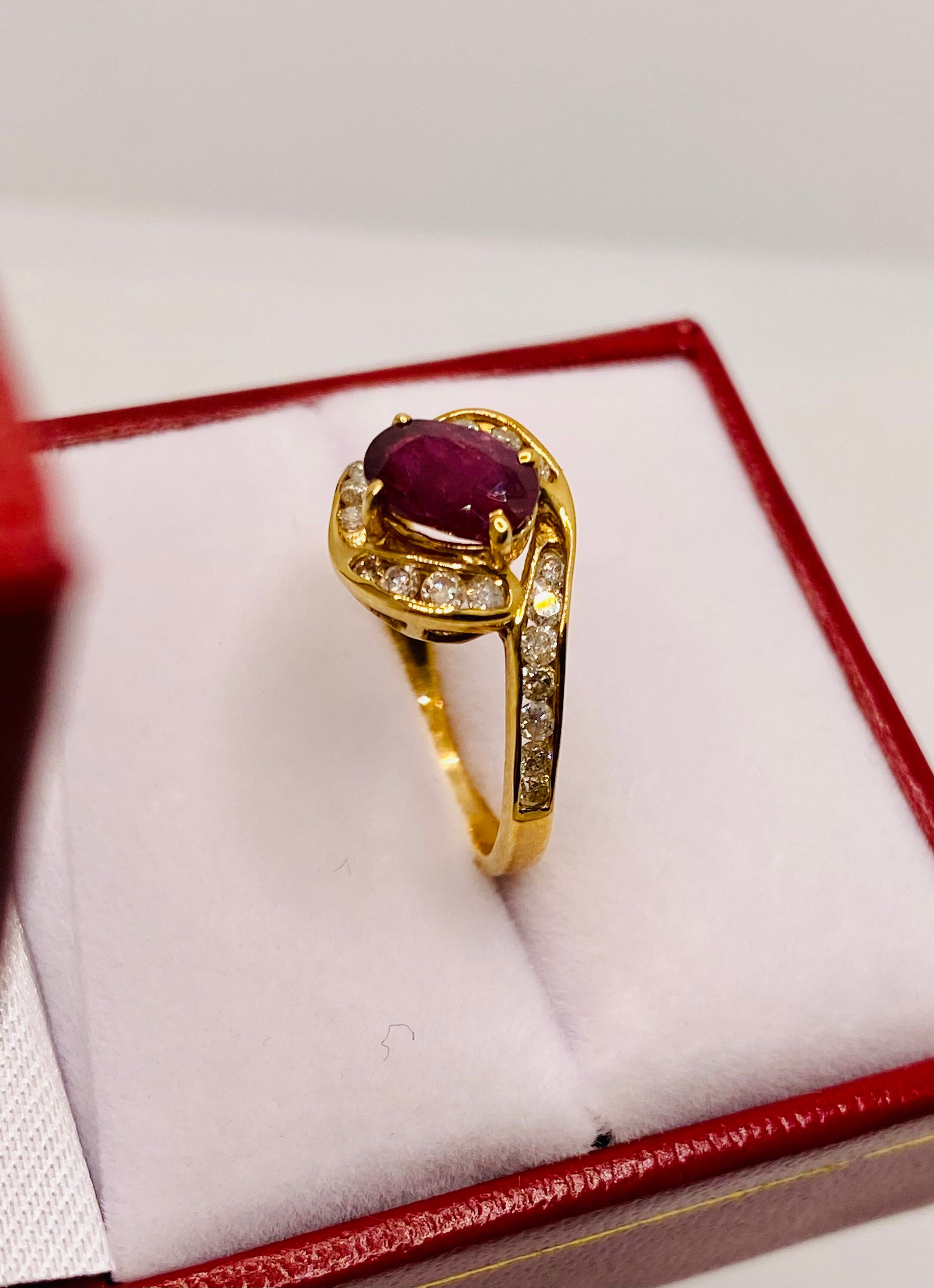 Beautiful Vintage 14k Yellow Gold Natural Ruby Diamond Ring - Etsy