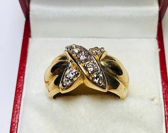 Beautiful Vintage 14k Yellow Gold Natural Diamond Ring
