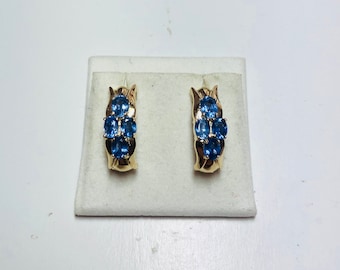 Stunning Vintage 14k Yellow Gold Natural Sapphire Diamond Push Back Earrings