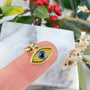 Evil eye pendant in 14K Solid Yellow Gold, Evil Eye charm gold, Gold Evil Eye Necklace, Evil Eye, Evil eye jewelry, Greek evil eye