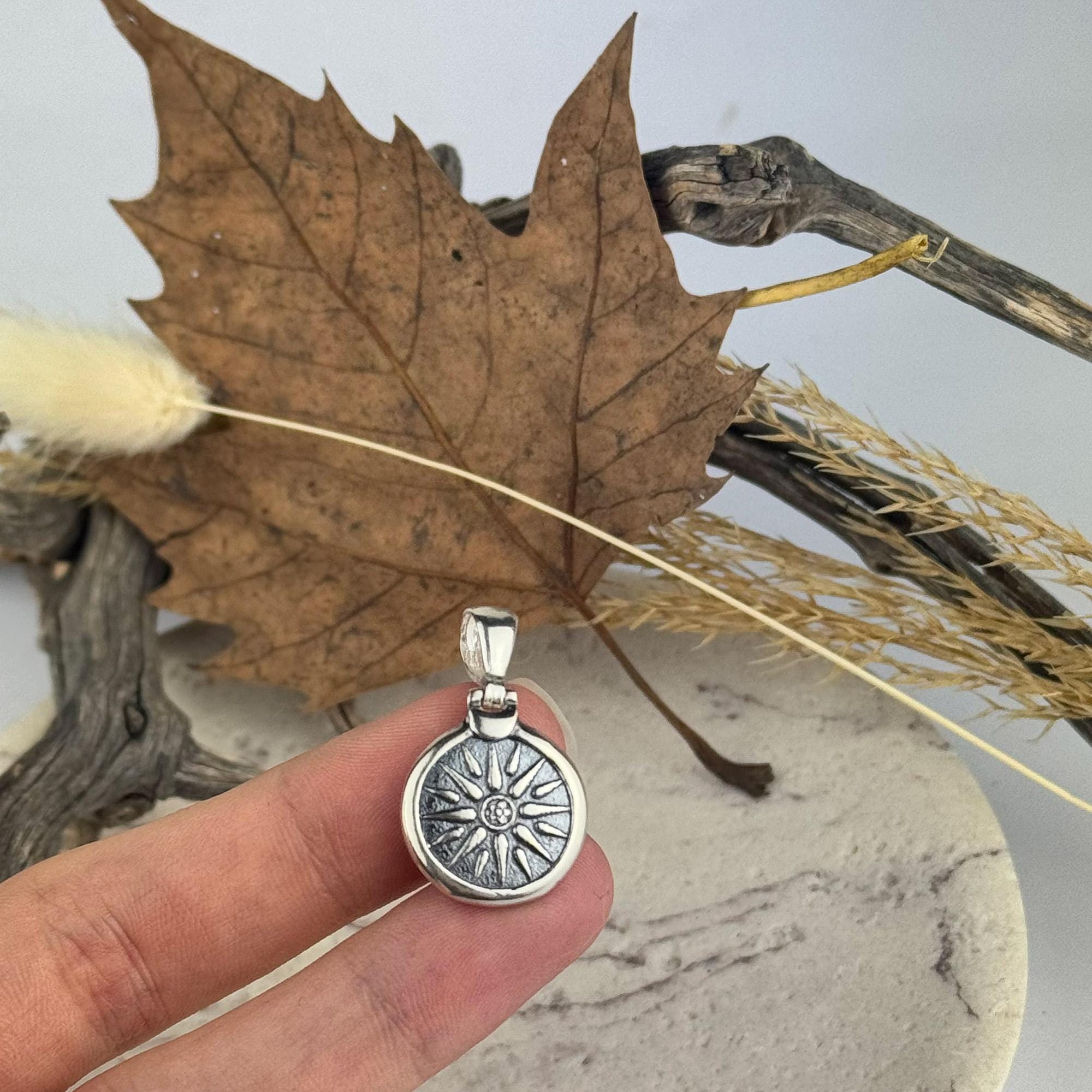 Pendentif Soleil De Vierge / Étoile De Verghina En Argent 925 Poli - Neuf Avec étiquettes - Bijou Symbolique