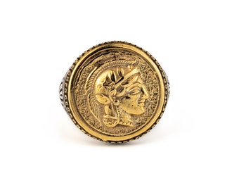 Anillo de la diosa griega Atenea (moneda) en plata de ley y baño de oro. Anillo de Atenea (moneda). Anillo antiguo de Atenea. Joyería griega hecha a mano.
