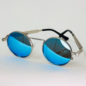 [Tony Morgan] Lot of 3 Women’s Mirror Reflective Aviator Sunglasses Smith Optics Westgate Sunglasses | FREE Shipping main image 2