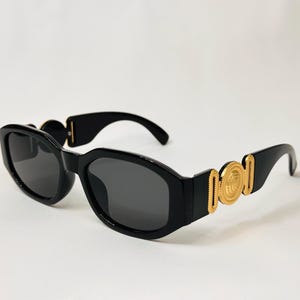 Black Rectangular Sunglasses – Retro Vintage UV400 Unisex Eyewear, Trendy Street Style Fashion Glasses, Bold Frame Summer Festival Accessory