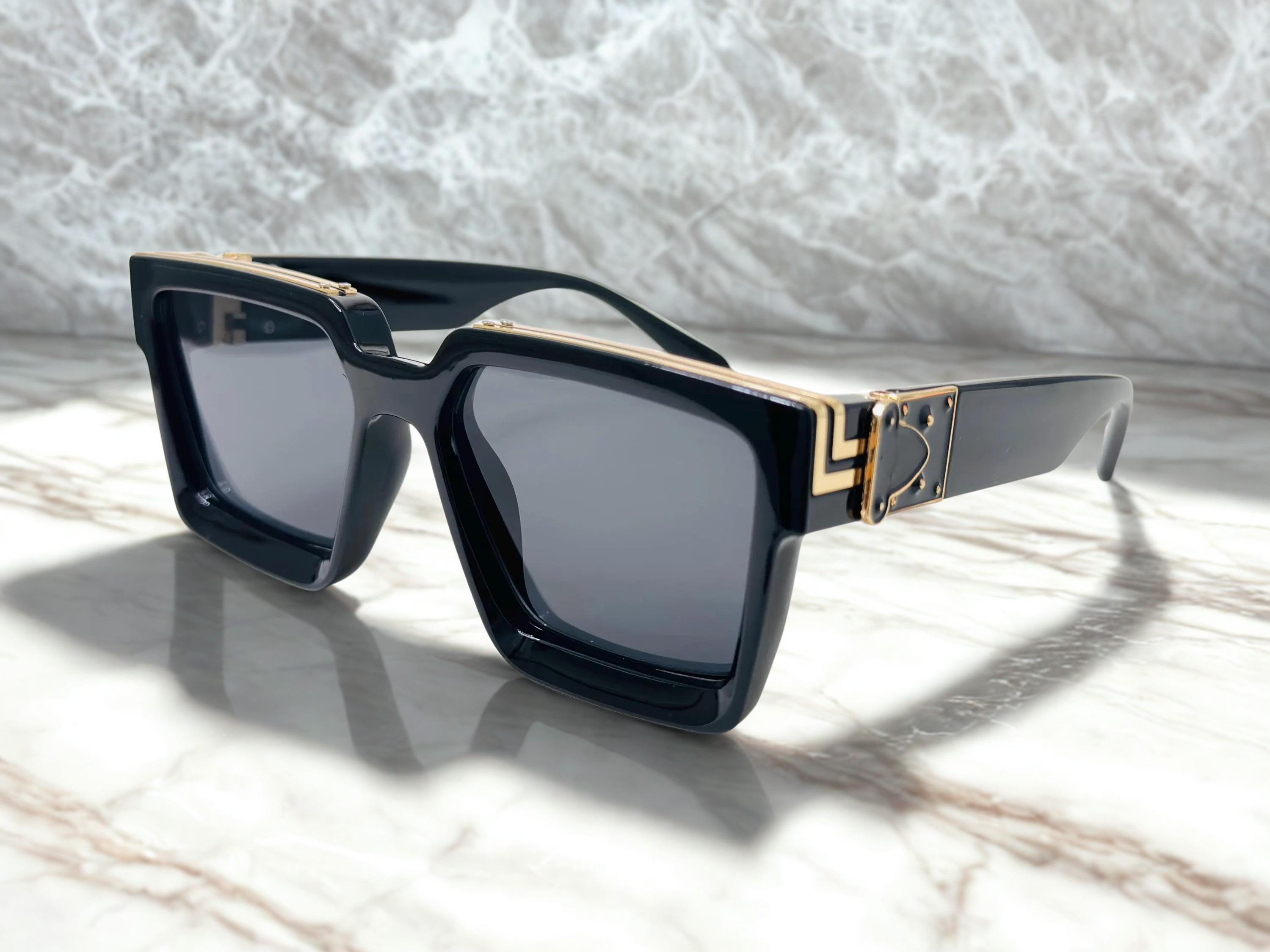 Burberry sunglasses - Etsy 日本 Burberry sunglasses - Etsy 日本