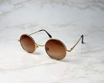 Gafas de sol clásicas redondas estilo hippie doradas para mujer, montura de aleación vintage, protección UV400, lentes degradadas marrones retro, estilo John Lennon.