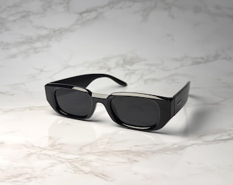 Luxury Black Rectangle Shield Sunglasses UV400 Retro Futuristic Oversized Unisex Fashion Eyewear for Women Men Y2K Narrow Vintage Sunglass