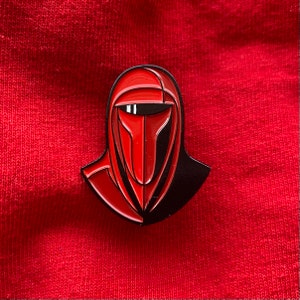 Imperial Guard Helmet Soft Enamel Pin - Galaxy Pin - Space Pin - Sci Fi Pin - Fantasy Pin - Movie Pin - Empire Pin