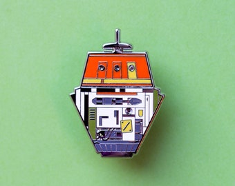 Broche de esmalte Spectre Three Bust - Broche Galáxia - Broche Espacial - Broche de Ficção Científica - Broche de Fantasia - Broche de Personagem - Broche Rebelde - Broche de Droide