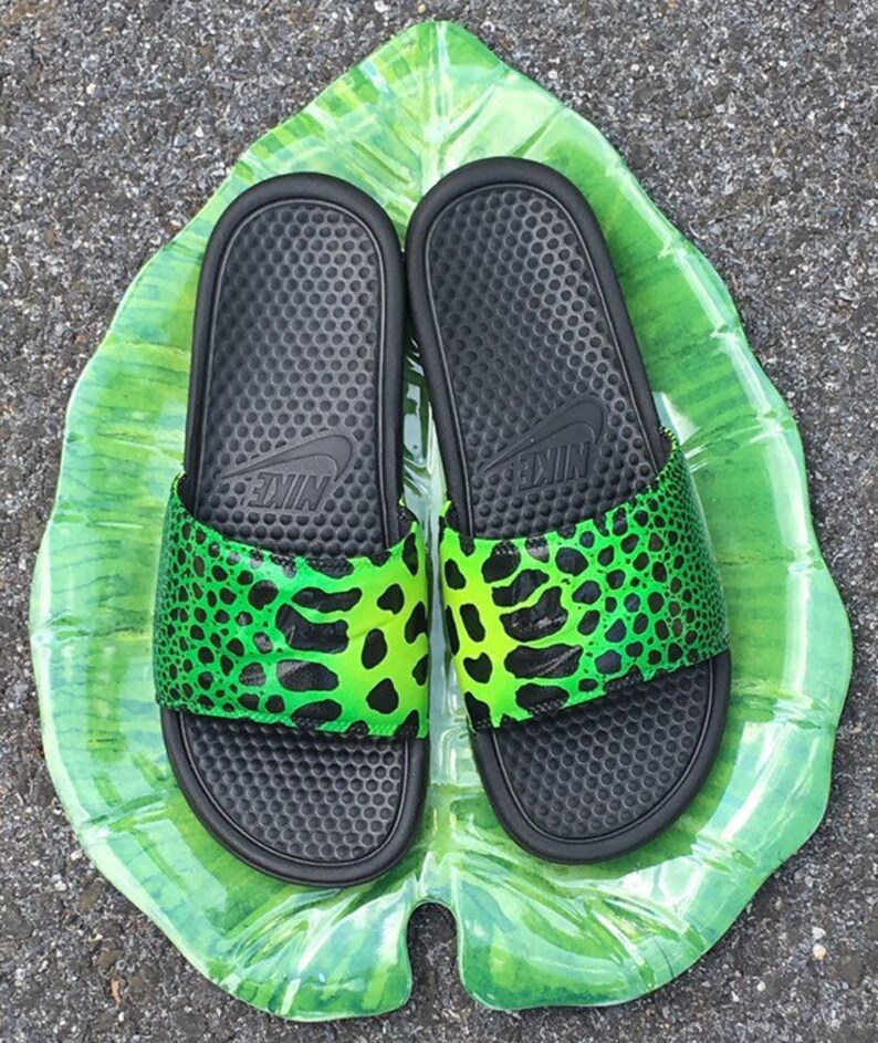 green nike slides