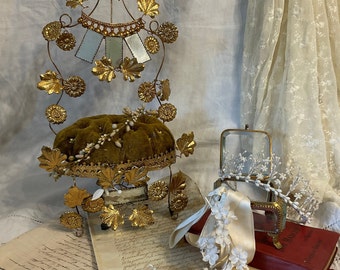 Antique French Napoleon lll , Globe De Mariee, Wedding Dome Interior, Ormolu  Decals, Mirrors, Wax Flowers ,  Bridal Tiara