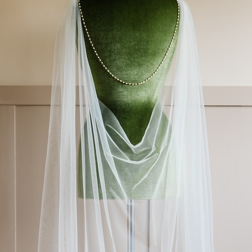 Draped cape veil - Delilah