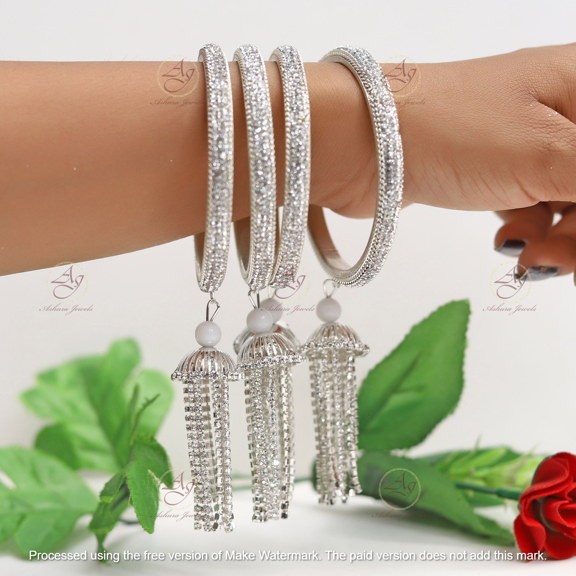 Designer Kundan Silk thread Adjustable Bracelet With Latkan Green –  beadsnfashion