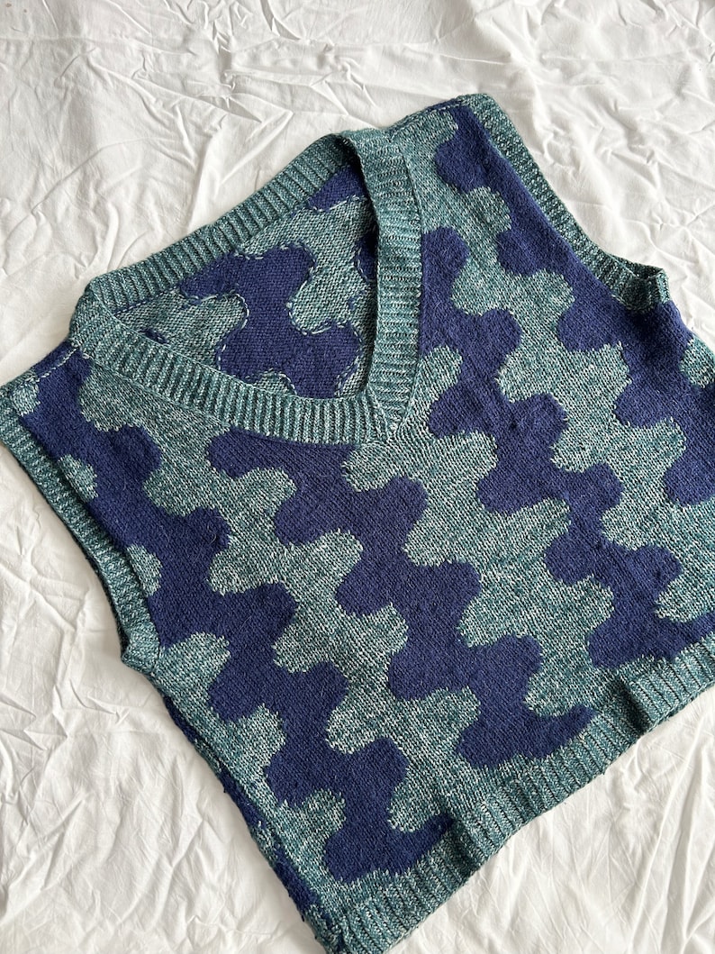 squiggly vest pattern, masc knitting pattern, boxy knitted vest, intarsia, colourwork, made in the moment, luna wear patterns, v neckline, twisted rib edges, green, navy