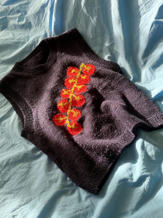 Knitting pattern | Cherry Tomato Vest