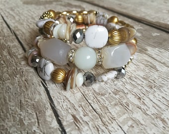 moonstone bracelet,crystal bracelet,gemstone bracelet,boho bracelet,beaded bracelet,chunky bracelet