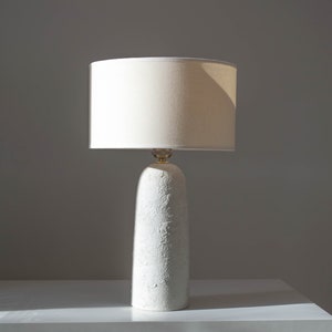 Handmade Dimmable Ceramic Table Lamp With Concrete Texture DeBarro De Barro