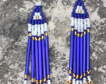 Pendientes de flecos de vidrio azul
