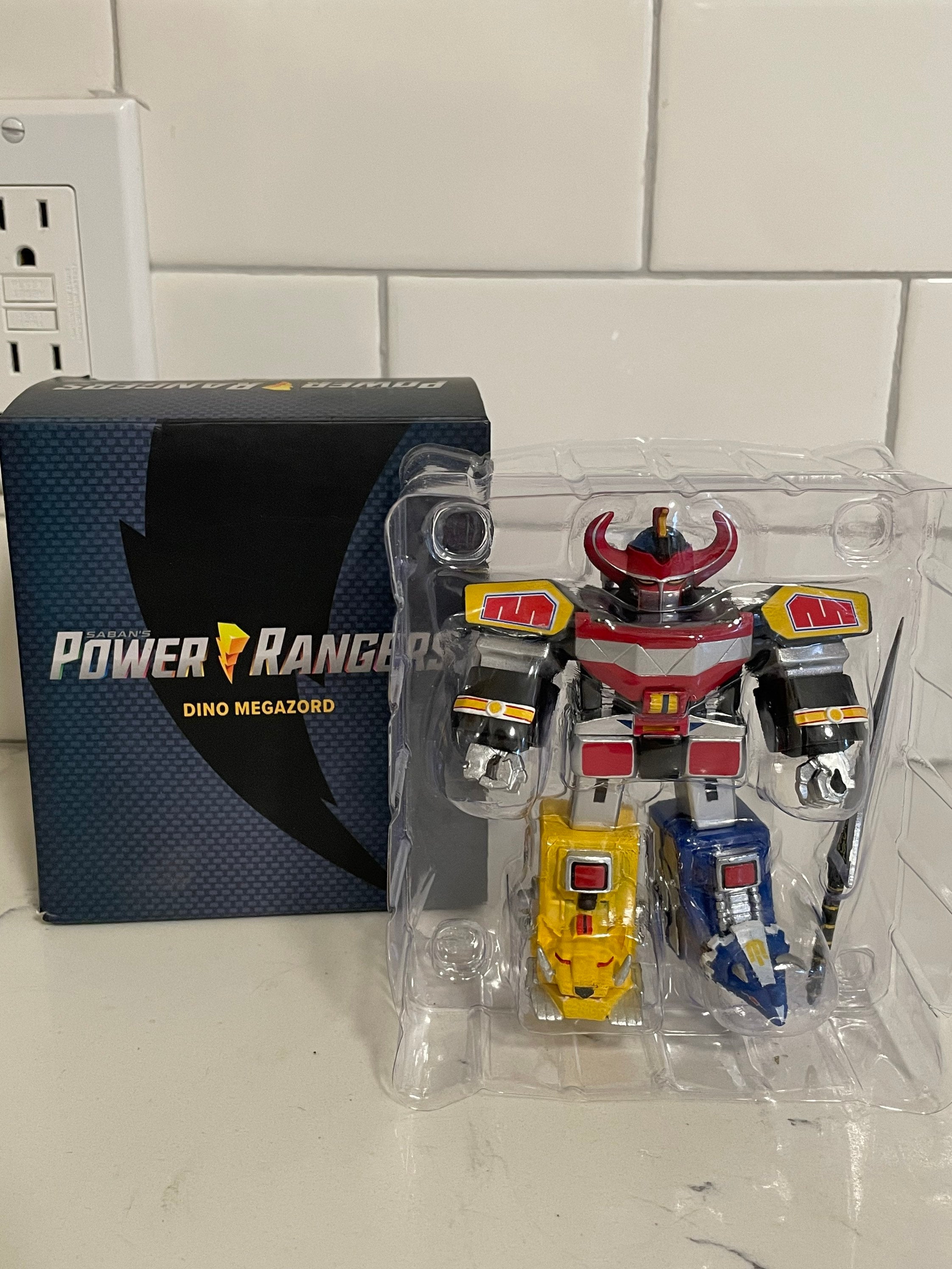 power rangers unite loot crate