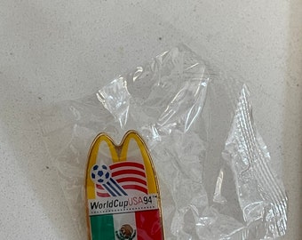 1994  USA World Cup Soccer Commemorative McDonalds Arch Pin-Mexico