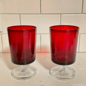 SET OF 2 Vintage Luminarc France Ruby  Red Wine Glasses Goblets 4 1/8” Tall