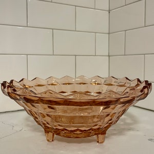 Vintage JEANETTE Pink Depression Glass 3-Footed Cubist Pattern Bowl (10” dia.)