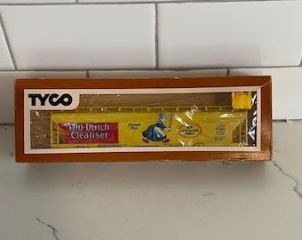 Vintage TYCO Old Dutch Cleanser 55' Center Flow Hopper 358F HO