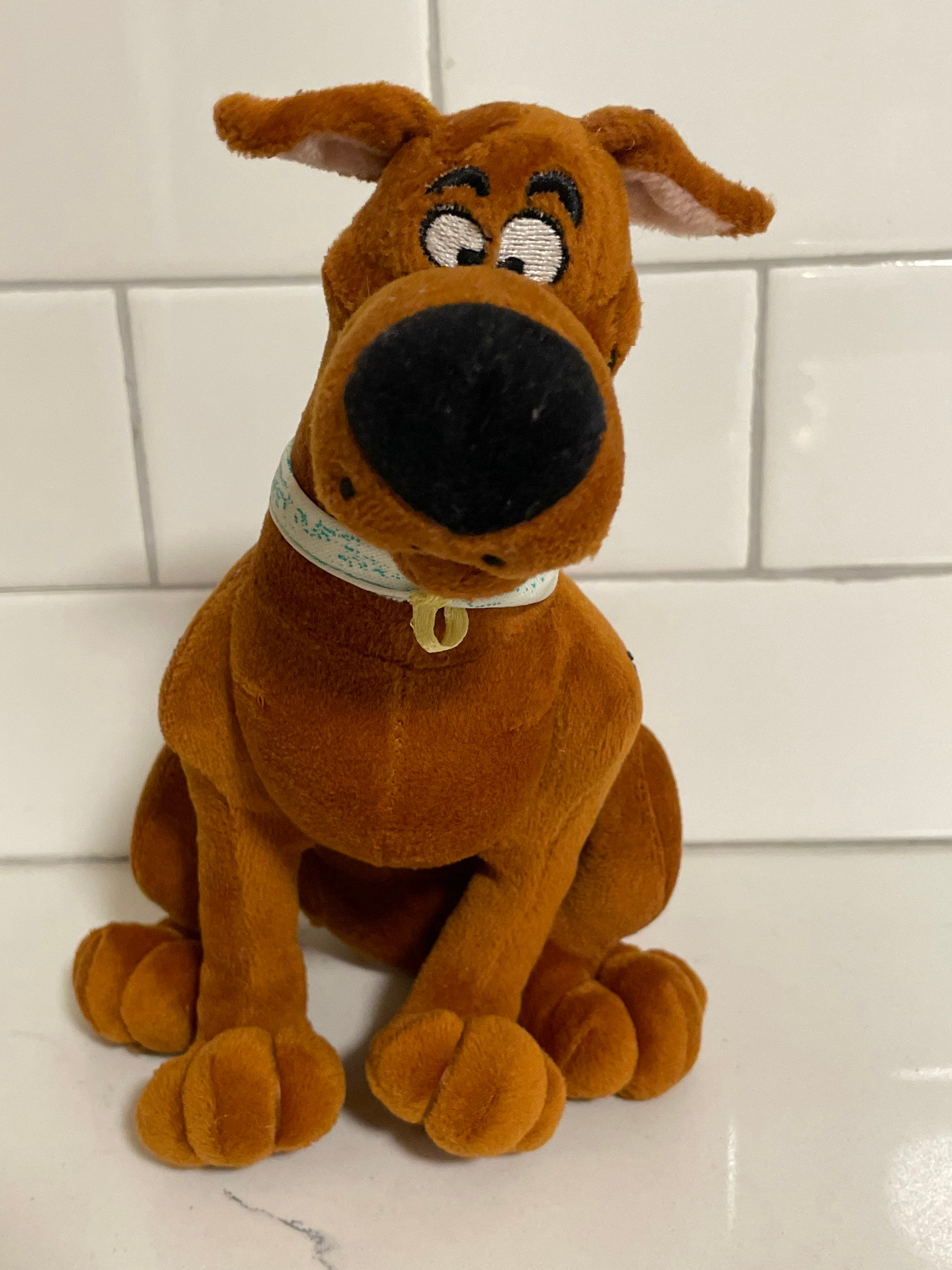 Plush Scooby Doo 8 Warner Brothers Toy Factory 