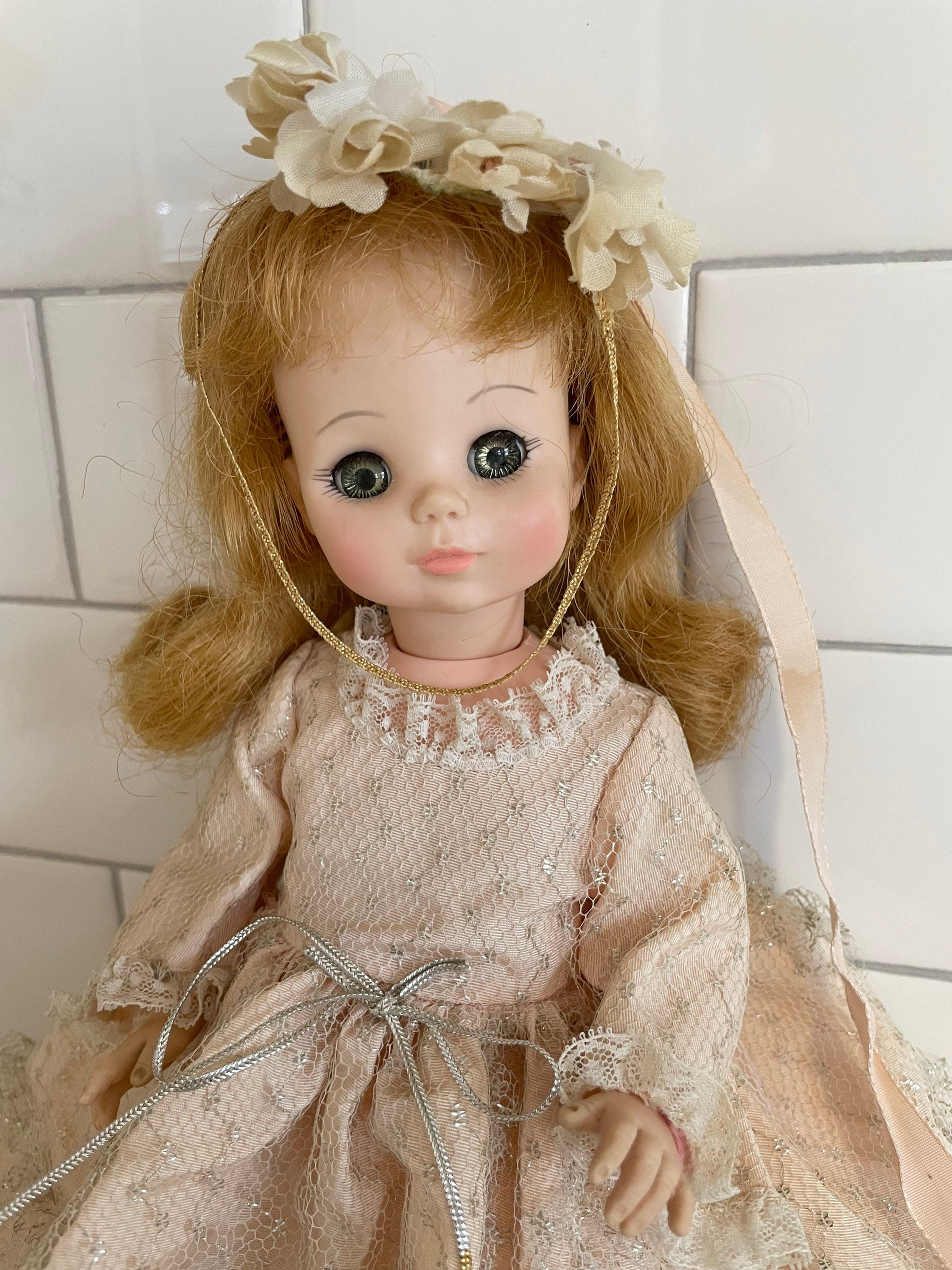 Vintage 1970-madame Alexander-cinderella-vinyl Doll 13” Tall