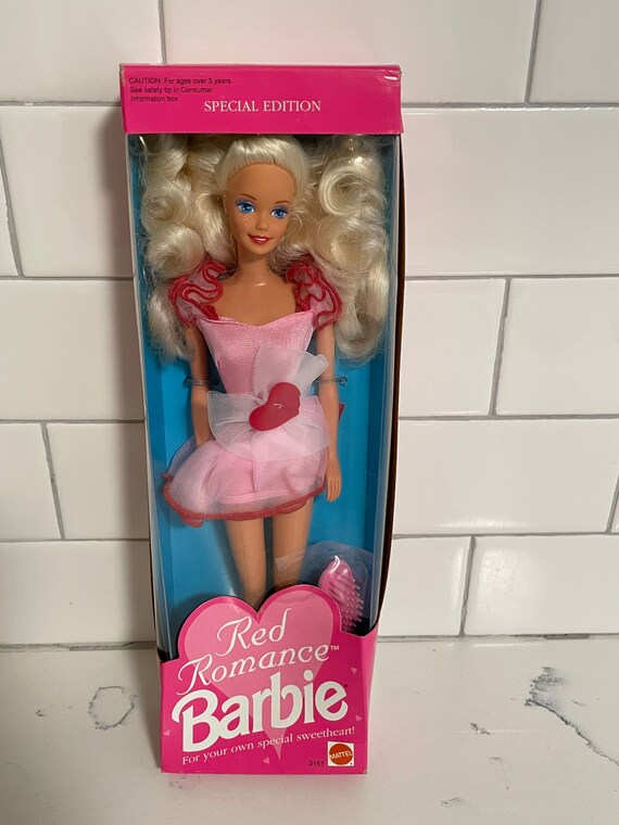 Vintage 1992 BARBIE Red Romance Special Edition Doll Mattel 3161