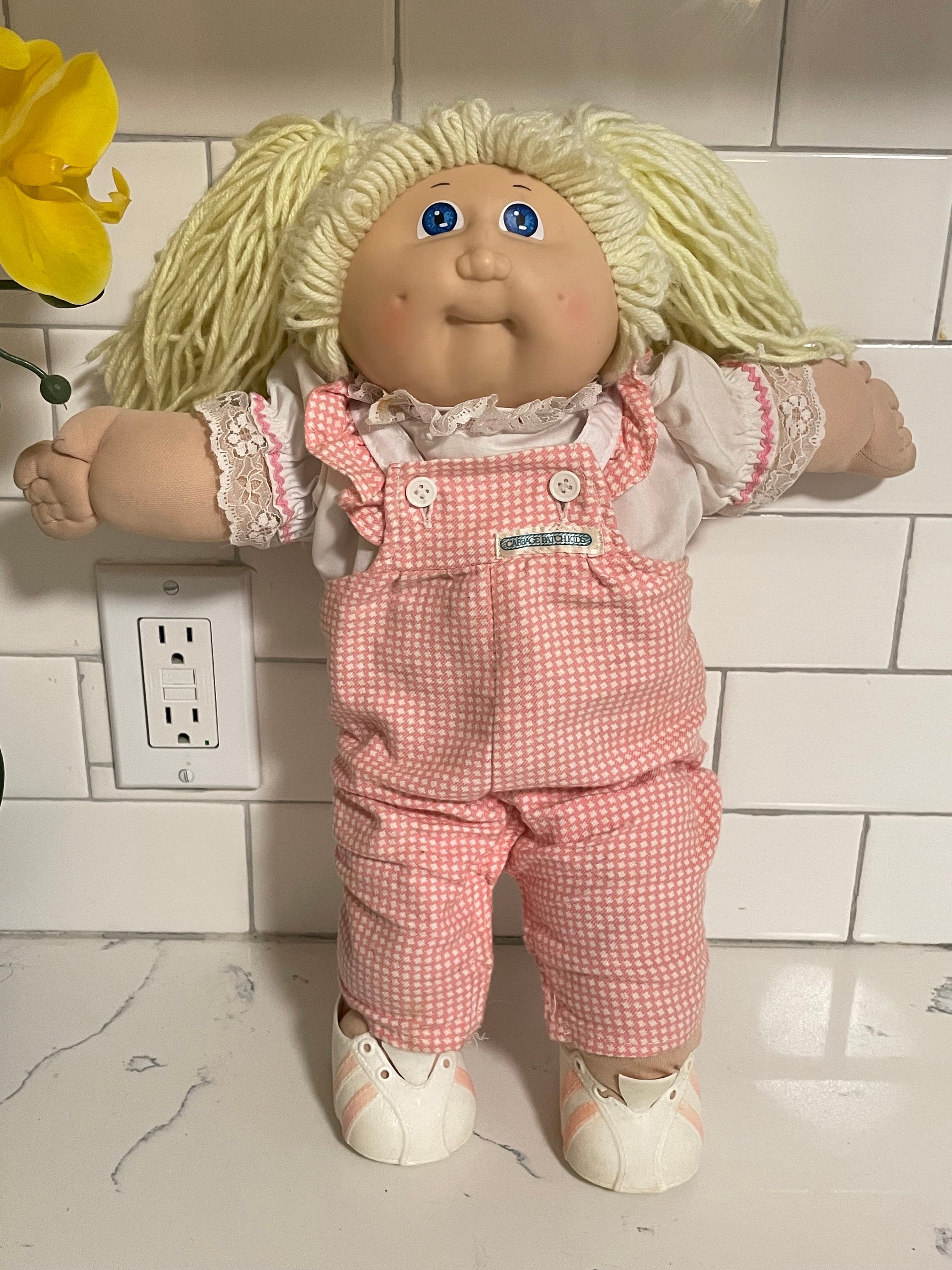 Vintage 1984 Cabbage Patch Blonde Hair Blue Eyes Dimples Original