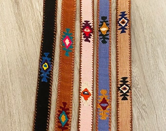 ¡Cinturón hecho a mano de cuero de plena flor! ¡Colores únicos y hermosos! Varios tamaños.