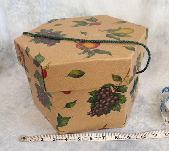 Six-sided Hatbox with Fruit Pattern 10" - image 1