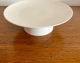 White modern cake stand 10.5 inches Diameter, 3.5 inches Tall