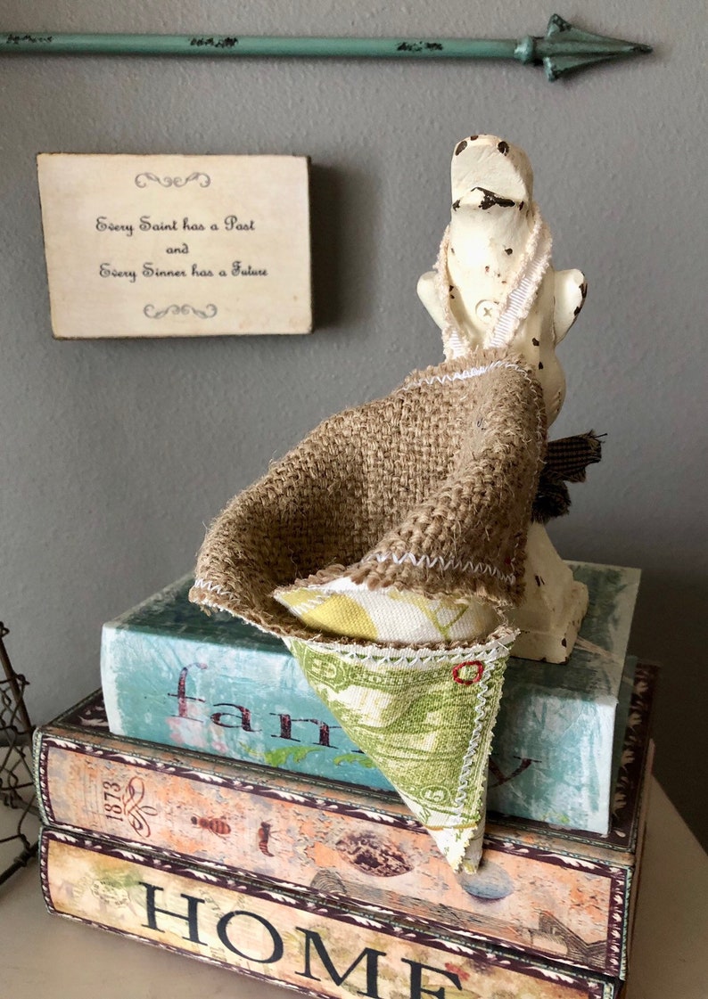 Burlap /& Botanical Cottage Chic Fabric Wall PocketHerb Pocket