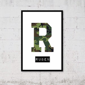 Inicial del ejército // habitación de niños // carta de camuflaje // personalizado // nombre de los niños // arte de la pared