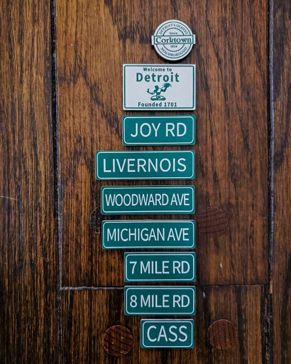 Detroit 8 Mile Road Street Sign Enamel Lapel Pin – 1.25" Cloisonné Pin For Jackets, Hats, Bags (Pinch Clasp)